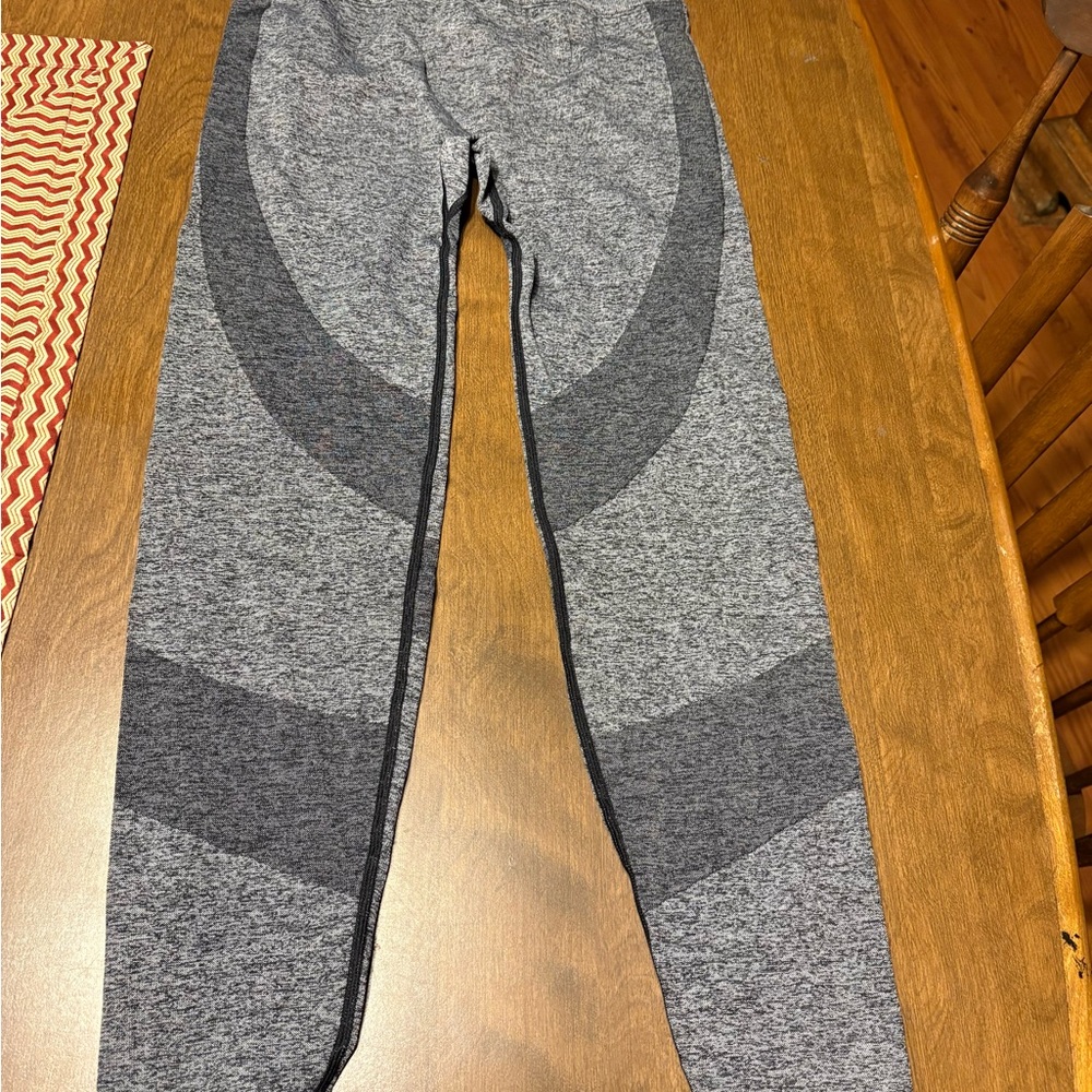 Victoria Secret Active Leggings